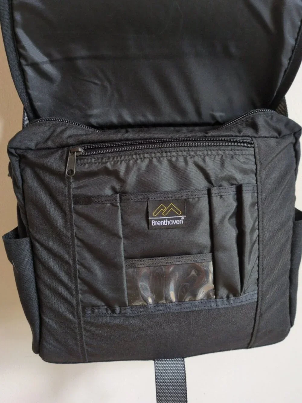 Brenthaven Laptop Messenger Bag Black Nylon 15” Computer Briefcase Shoulder USA